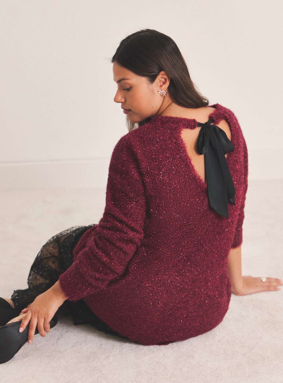SIMPLY BE Tinsel Knit Bow Back Jumper 12-14 - Image 2 thumbnail
